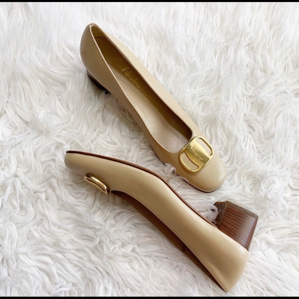 Salvator Ferragamo Tan 2” Heel